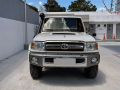 2021-toyota-land-cruiser-lc76-armored-small-0