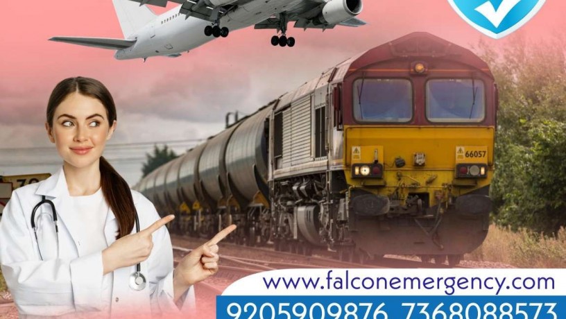 falcon-train-ambulance-in-ranchi-is-providing-specialist-care-during-the-evacuation-big-0