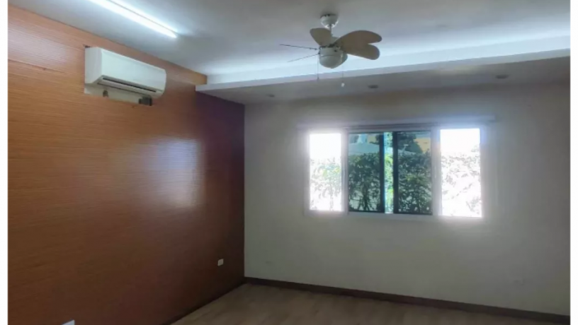 bungalow-house-for-sale-in-project-8-near-congressioal-avenue-quezon-city-big-1