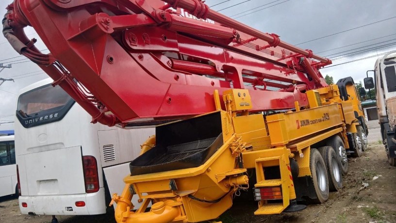 for-sale-pump-truck-big-4