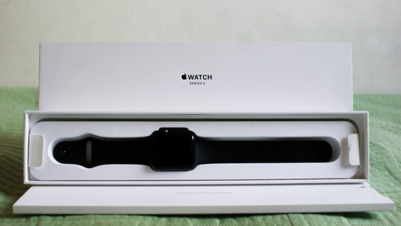 apple-watch-series-342mm-complete-set-w-box-big-1
