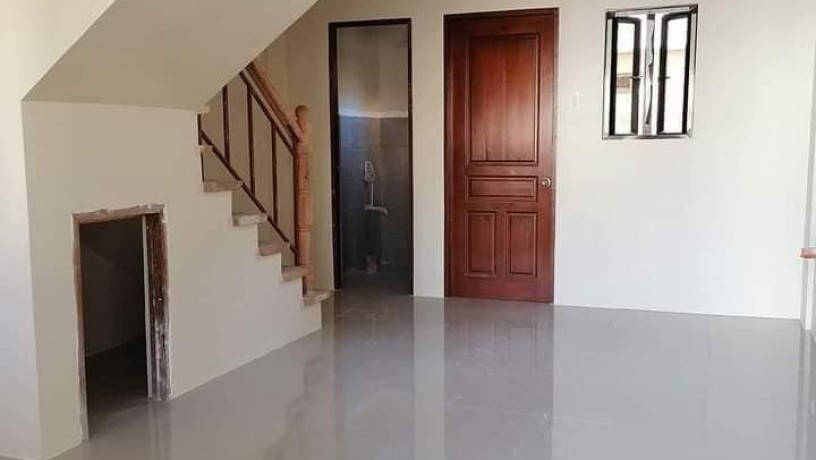 27m-na-fully-finished-townhouse-near-vistamall-antipolo-big-2