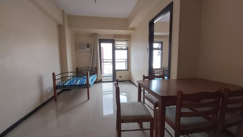 one-bedroom-unit-for-sale-in-the-radiance-manila-bay-pasay-city-big-4