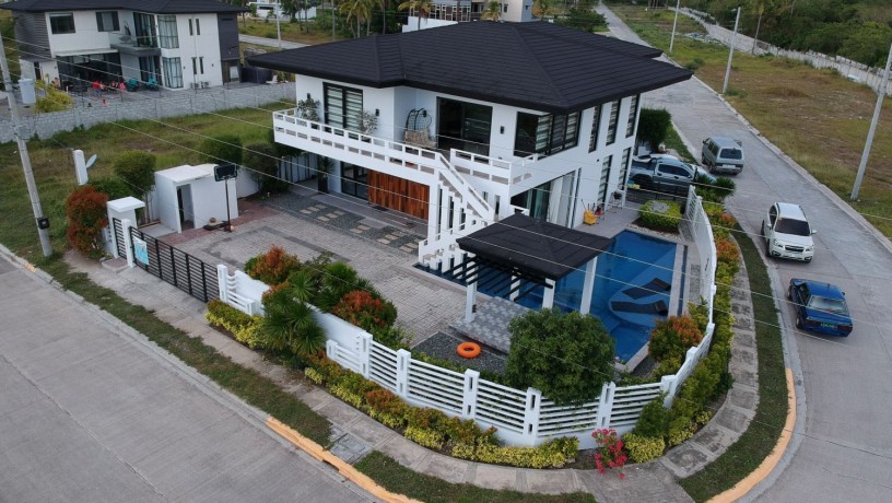 5-br-beach-house-for-sale-with-pool-in-laiya-batangas-big-0