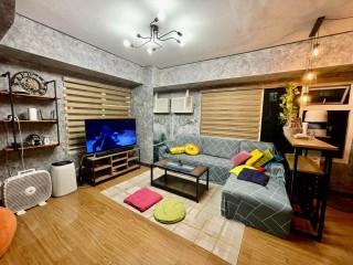 2 Bedroom for sale w/ parking near Boni MRT Station
