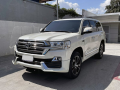 2021-toyota-vx-armored-small-2