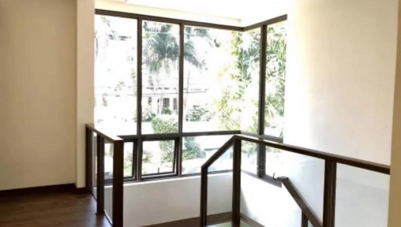 brand-new-2-storey-house-for-sale-in-tahanan-village-paranaque-big-3
