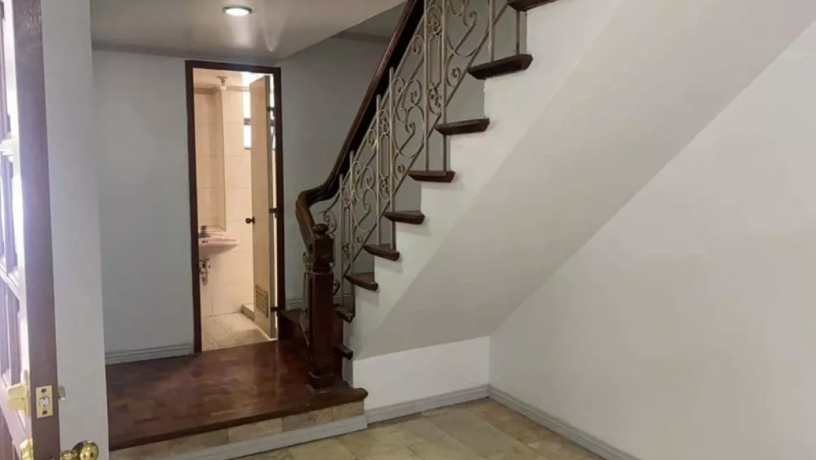 3-bedrooms-horizontal-condo-unit-in-a-form-of-townhouse-for-expats-in-pasay-big-4