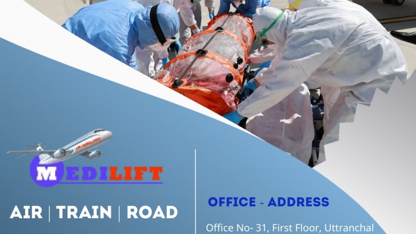 take-air-ambulance-in-vellore-with-medilift-at-an-affordable-cost-for-quickly-transfer-big-0