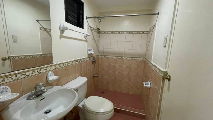 2-bedroom-2-full-bath-condo-unit-for-rent-unit-305-in-paco-manila-big-6