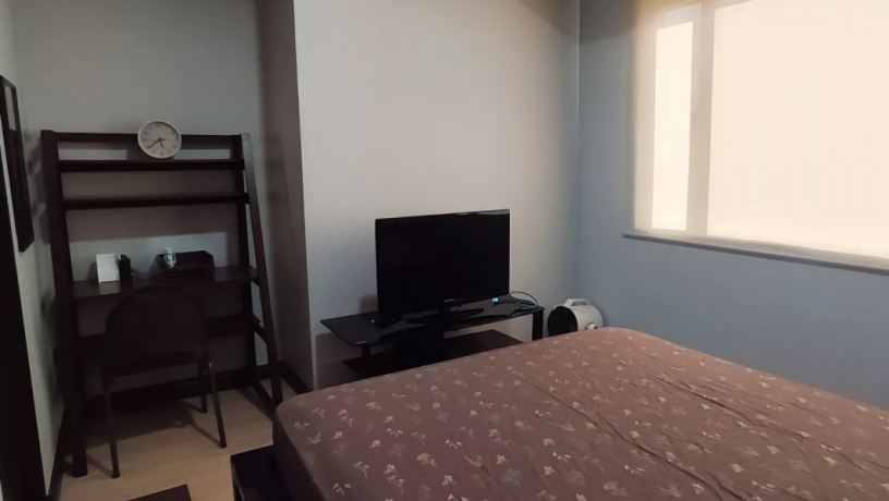 for-sale-4-bedroom-fully-furnished-high-mid-floor-city-view-at-manila-big-3