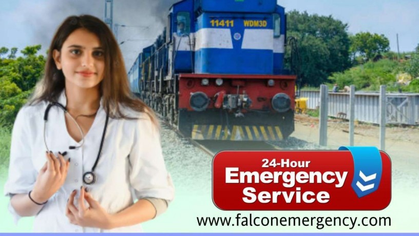 falcon-train-ambulance-in-varanasi-is-managing-the-evacuation-process-efficiently-big-0