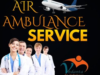 Vedanta Air Ambulance Service in Darbhanga with a Highly Dedicated Medical Crew