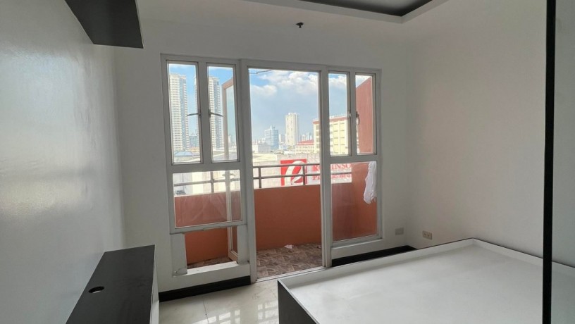 studio-unit-with-balcony-for-sale-at-birch-tower-located-near-robinsons-manila-big-0