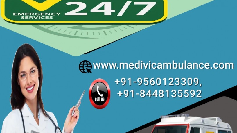 ambulance-service-in-delhi-with-specialists-by-medivic-big-0