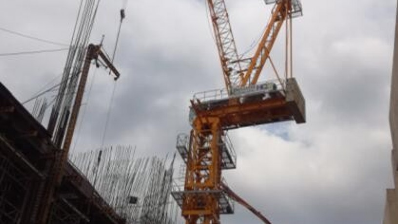 tower-crane-available-stock-big-1