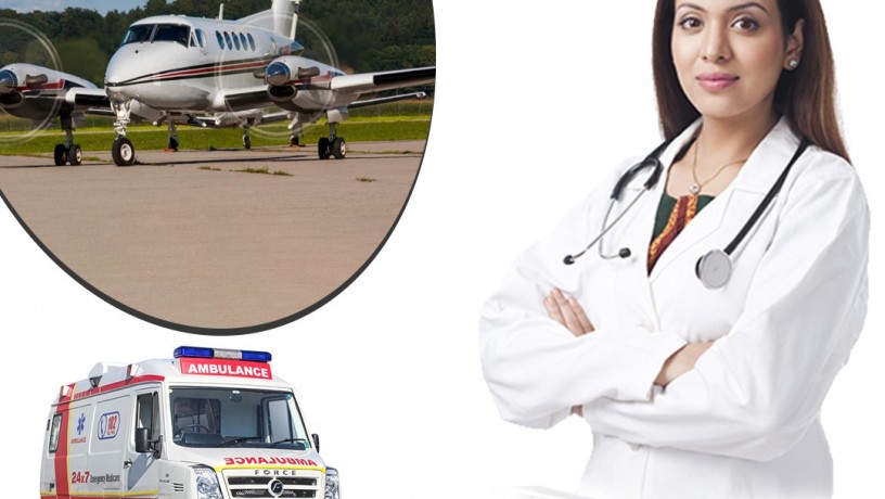 panchmukhi-train-ambulance-in-patna-operates-with-a-skilled-medical-team-big-0