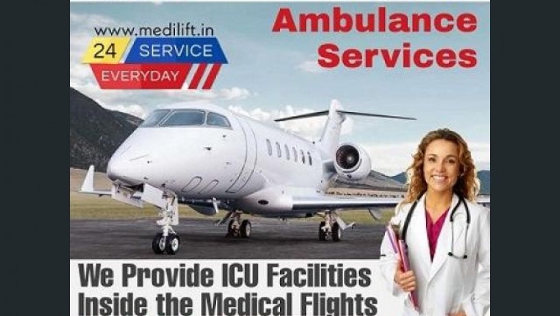 medilift-air-ambulance-in-vellore-with-a-trained-medical-crew-big-0