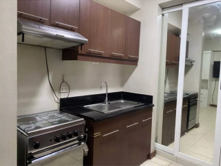 Semi Furnished 2 Bedroom Condo, Parking for Sale in Flair Towers, Mandaluyong