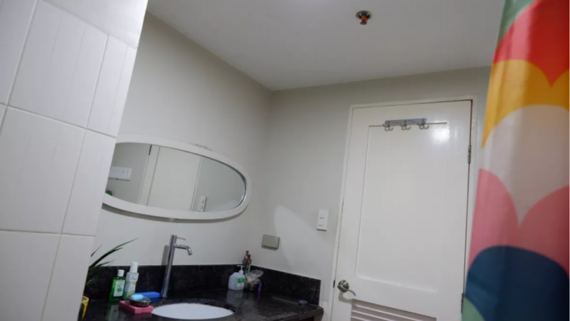 semi-furnished-2-bedroom-condo-parking-for-sale-in-flair-towers-mandaluyong-big-6