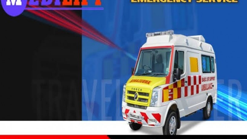 excellent-road-ambulance-service-in-danapur-patna-by-medilift-big-0