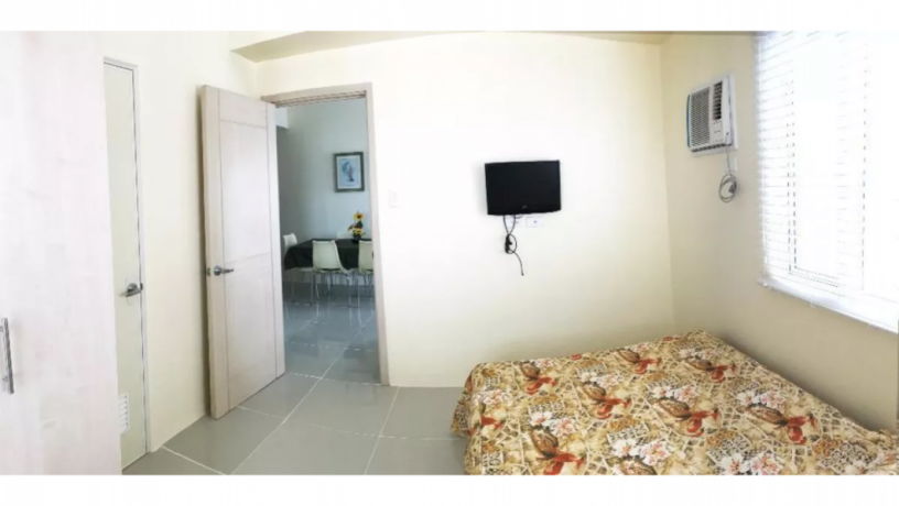 for-sale-homey-fully-furnished-2-bedroom-corner-unit-connected-to-sm-mall-big-4