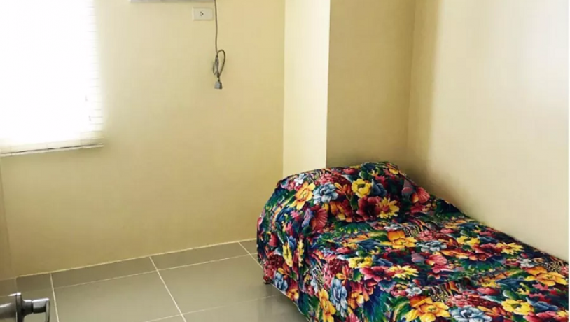 for-sale-homey-fully-furnished-2-bedroom-corner-unit-connected-to-sm-mall-big-3