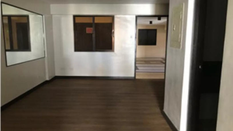 acquired-property-for-sale-in-unit-417-4f-maui-building-ohana-place-alabang-zapote-road-big-1